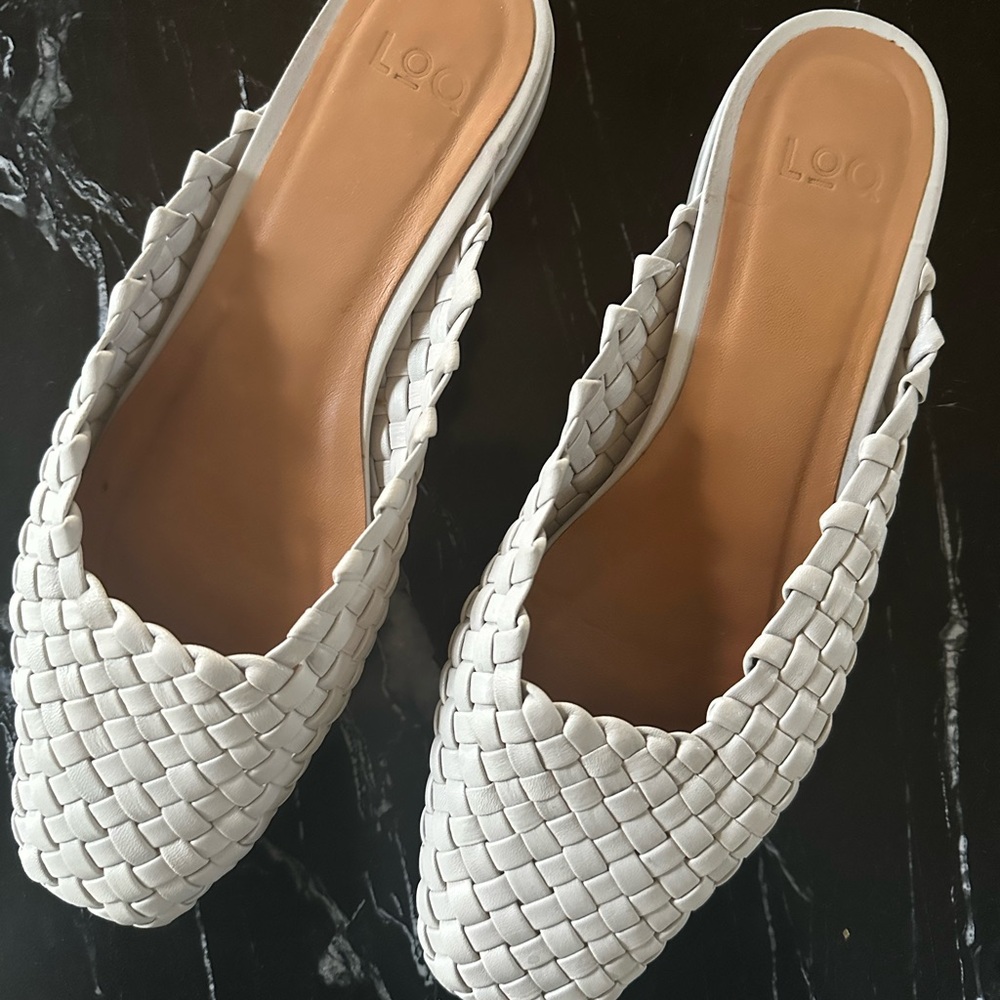 LOQ Galia Woven Leather Slipper size 39